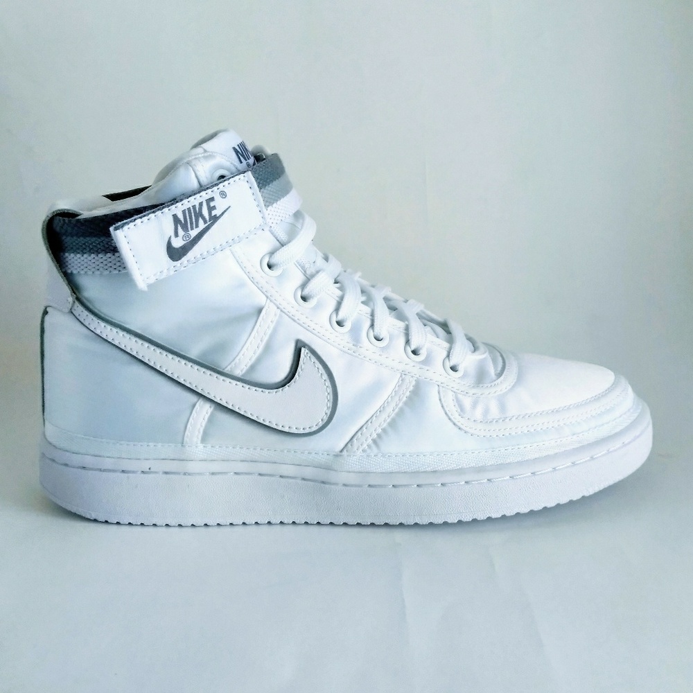 NIKE Vandal High Supreme Men's 7.5 Fits WOMEN Sz 9 - Picture 1 of 7